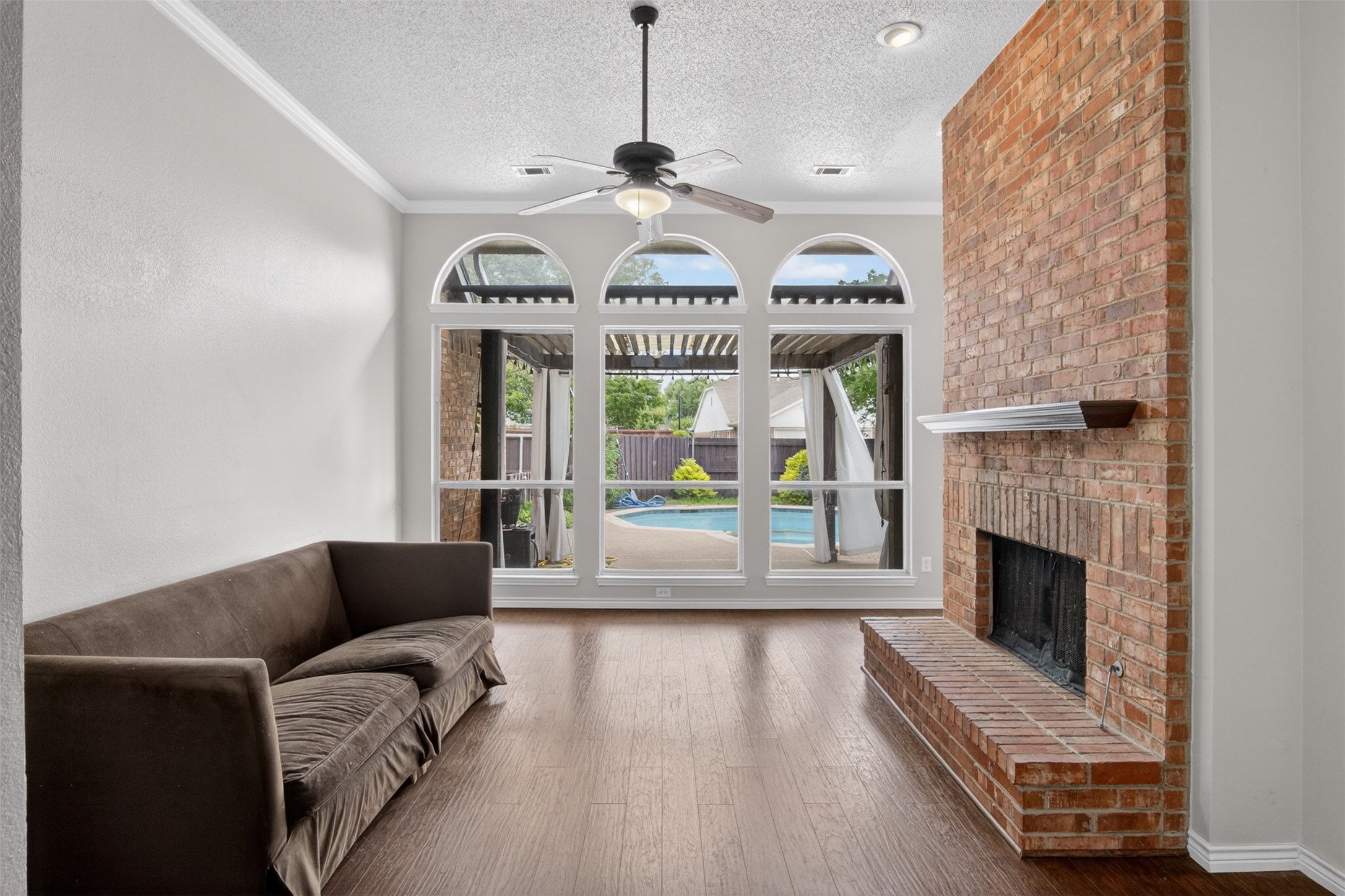 2622 Covington Drive Garland TX 75040