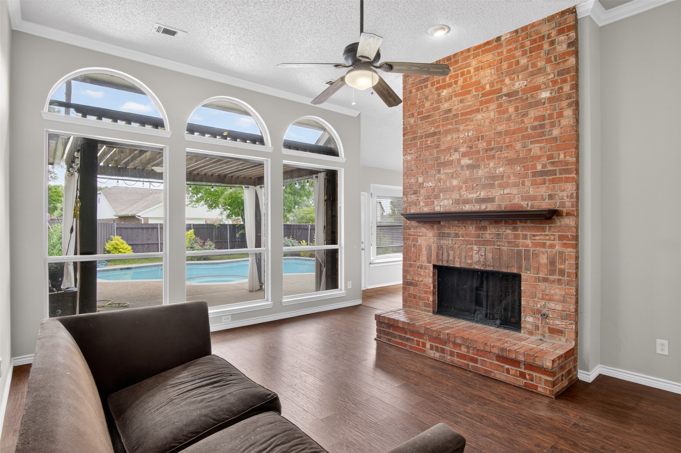 2622 Covington Drive Garland TX 75040