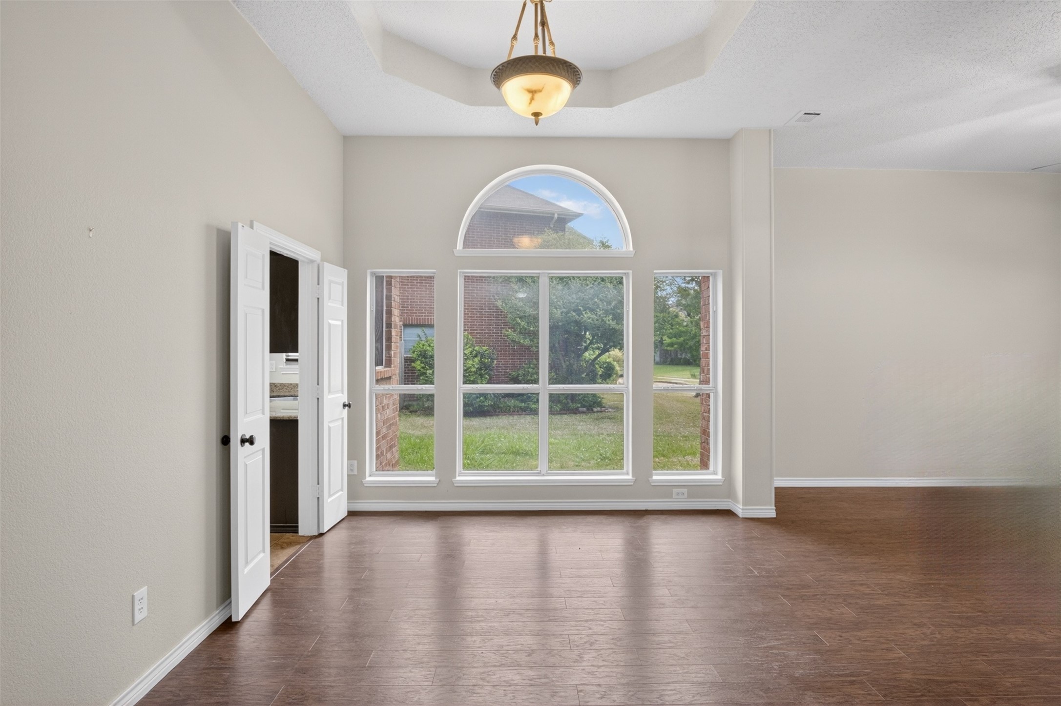 2622 Covington Drive Garland TX 75040