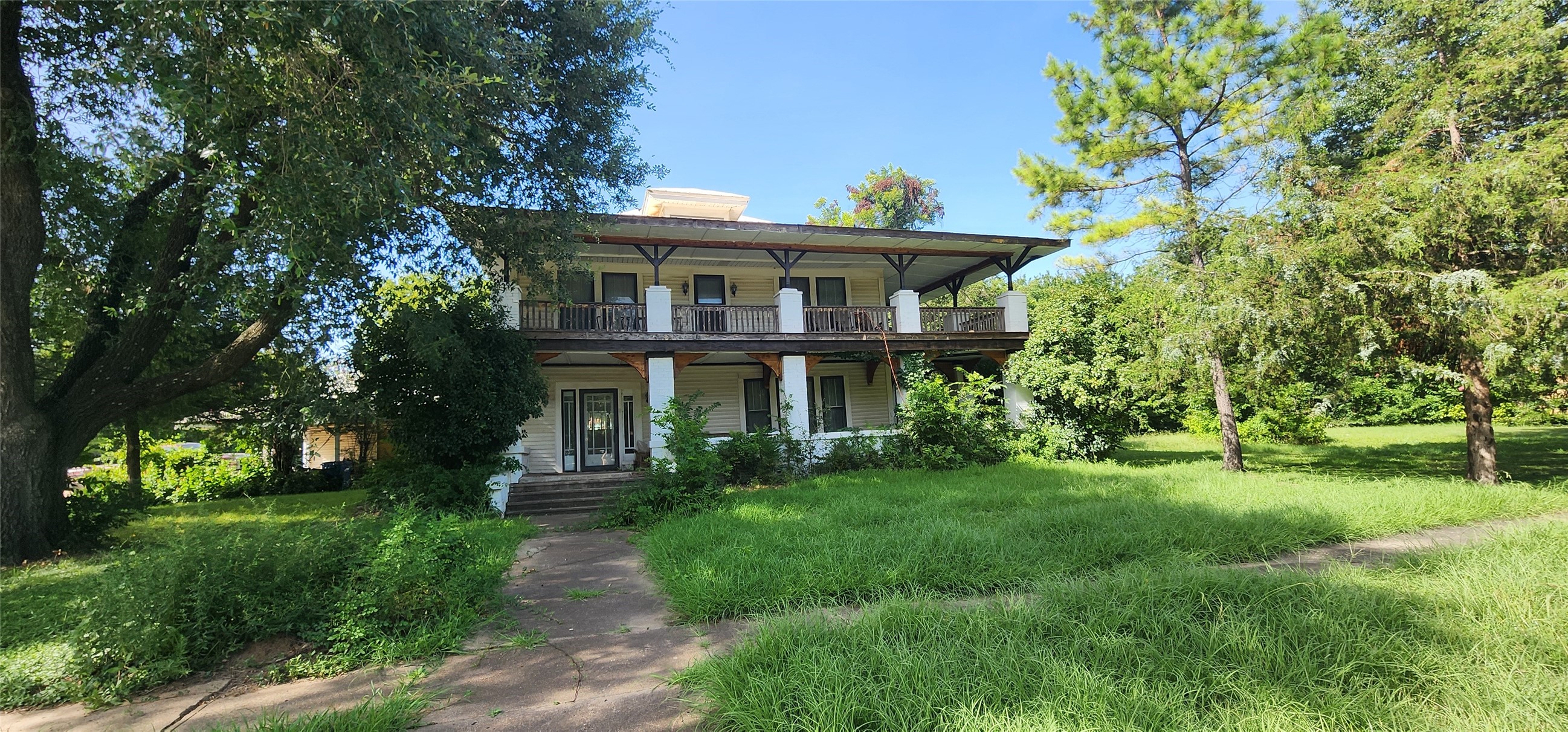 416 W Main Street Wortham TX 76693