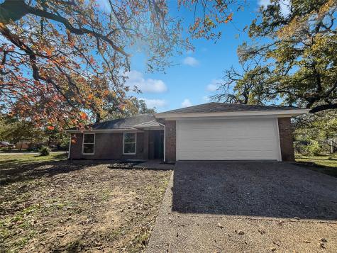 301 Shoreline Drive Azle TX 76020