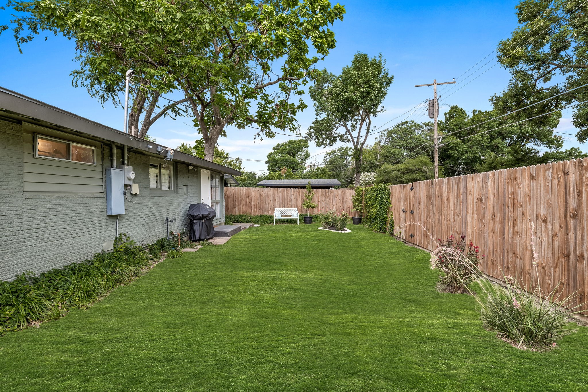 2633 Millmar Drive Dallas TX 75228