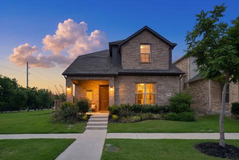 2502 Westbank Trail Garland TX 75042