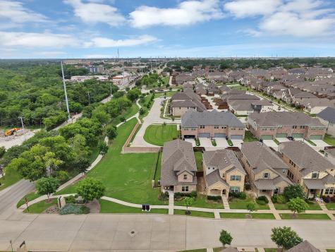 2502 Westbank Trail Garland TX 75042