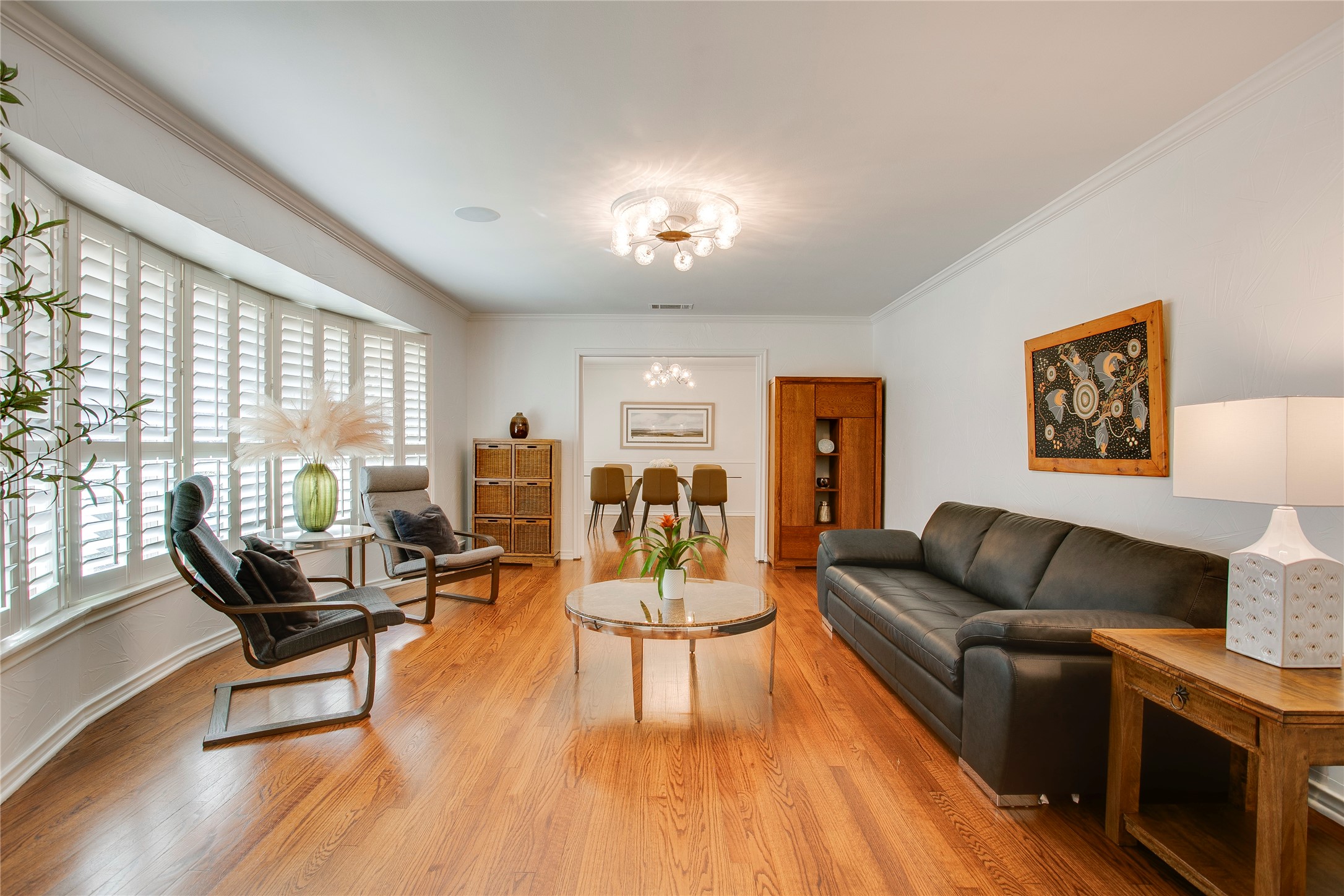 7015 Midbury Drive Dallas TX 75230