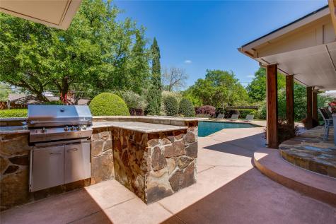 7015 Midbury Drive Dallas TX 75230