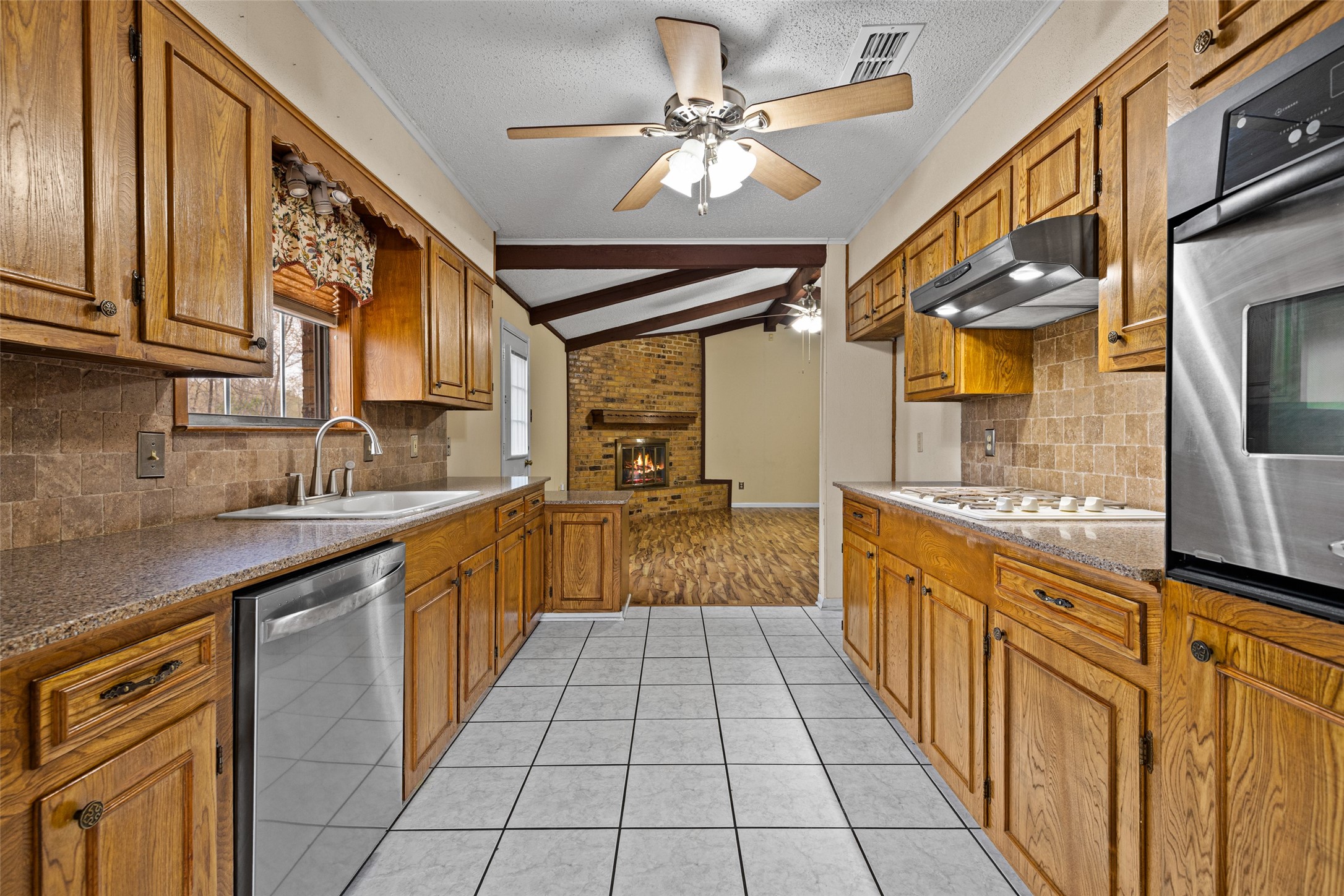 3215 Restview Street Longview TX 75605