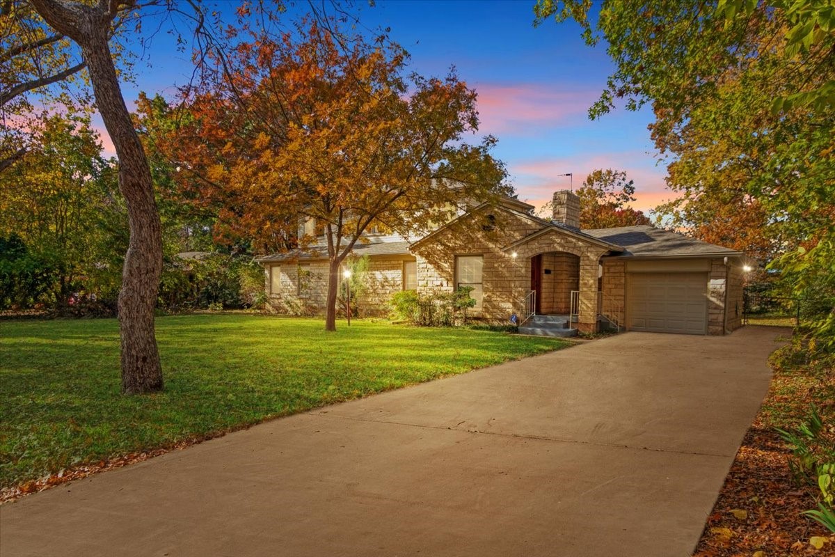 9907 Angora Street Dallas TX 75218