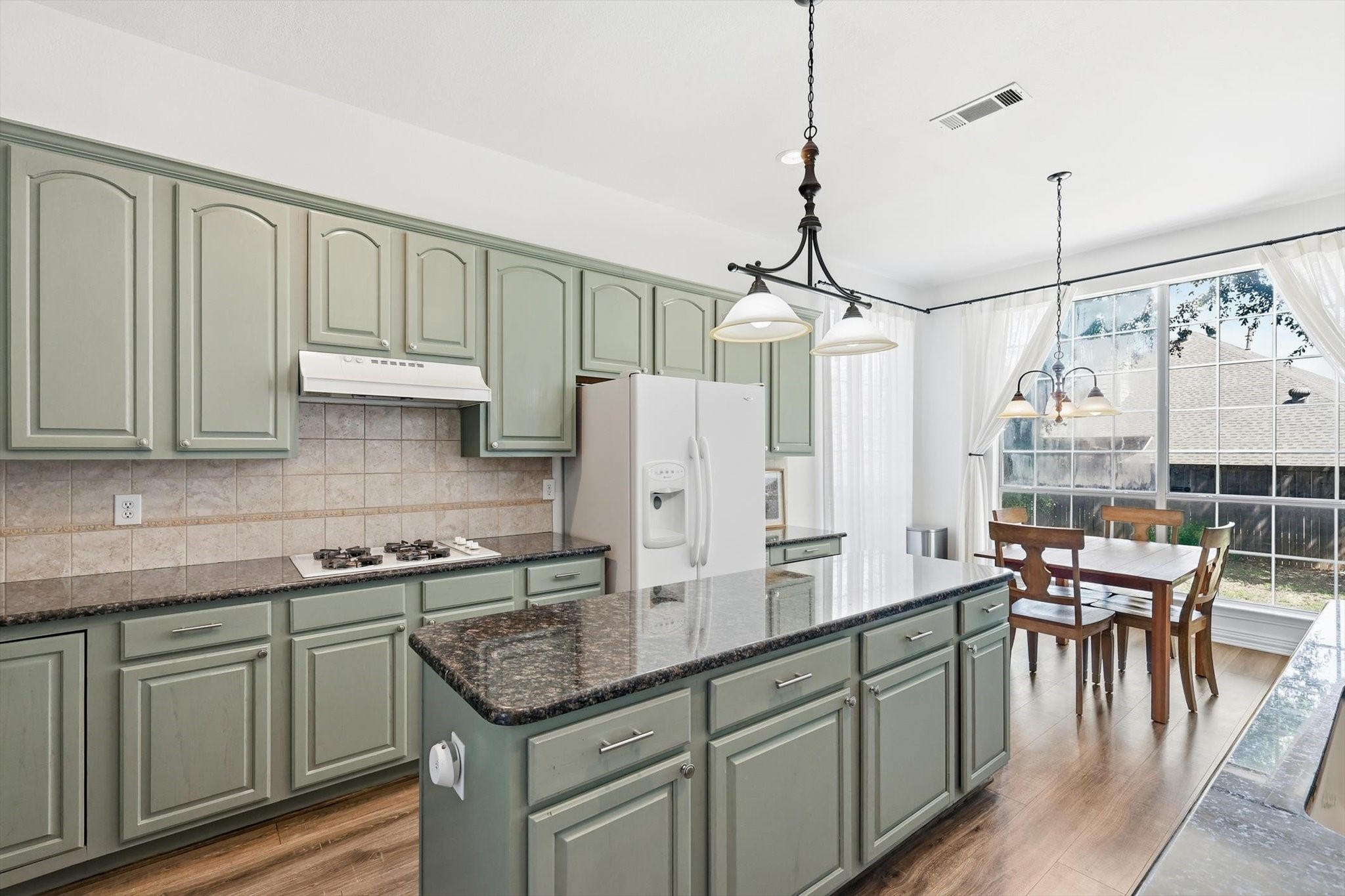 3264 Paddock Circle Flower Mound TX 75022