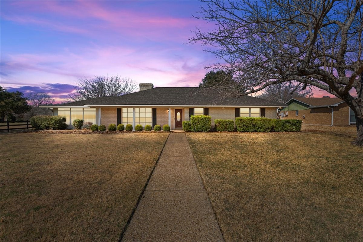 9313 Tree Lake Drive Waco TX 76708