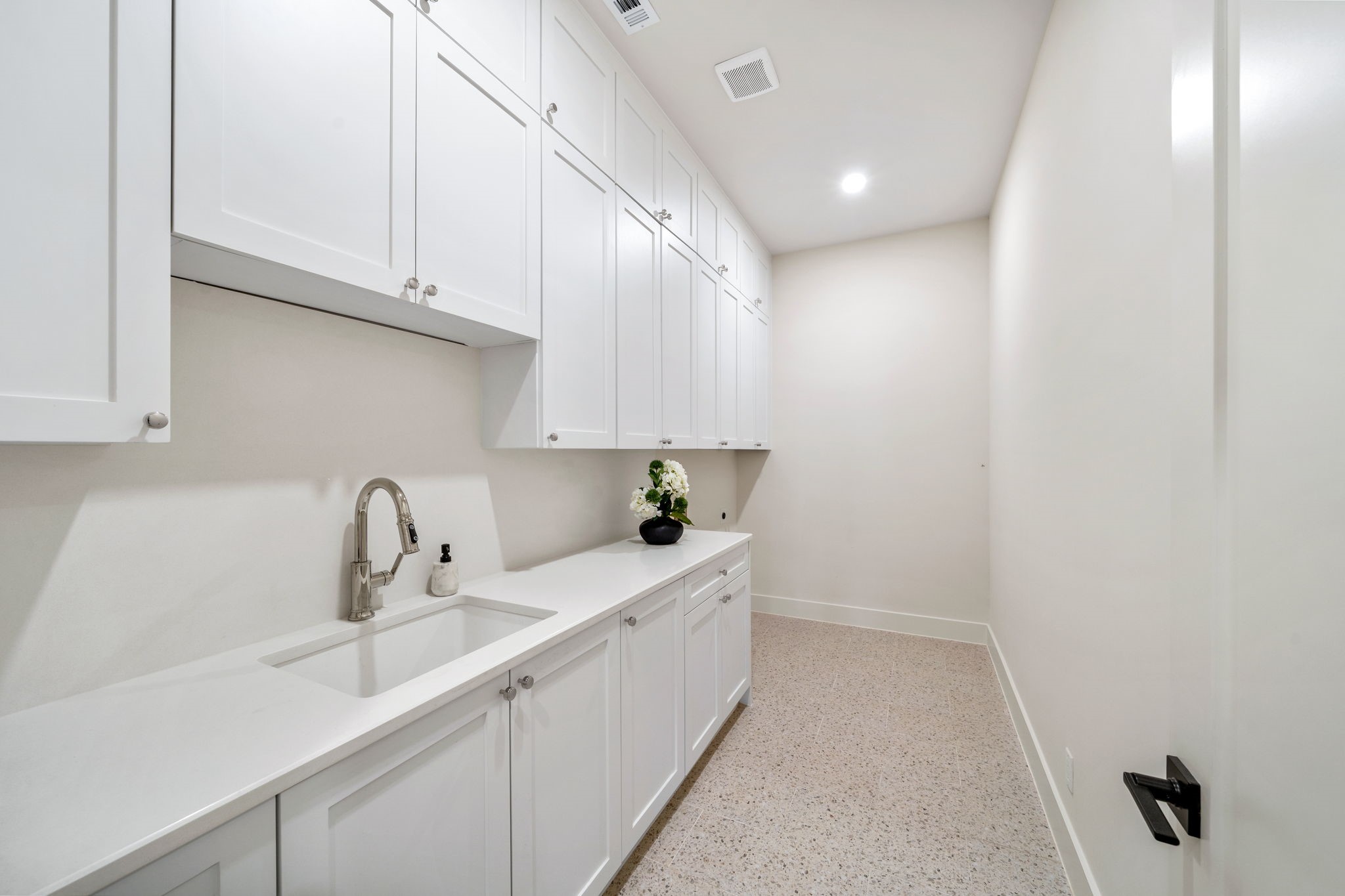 10917 Beauty Lane Dallas TX 75229