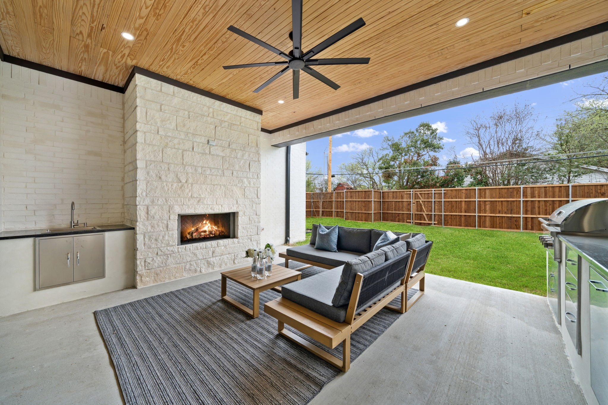 10917 Beauty Lane Dallas TX 75229