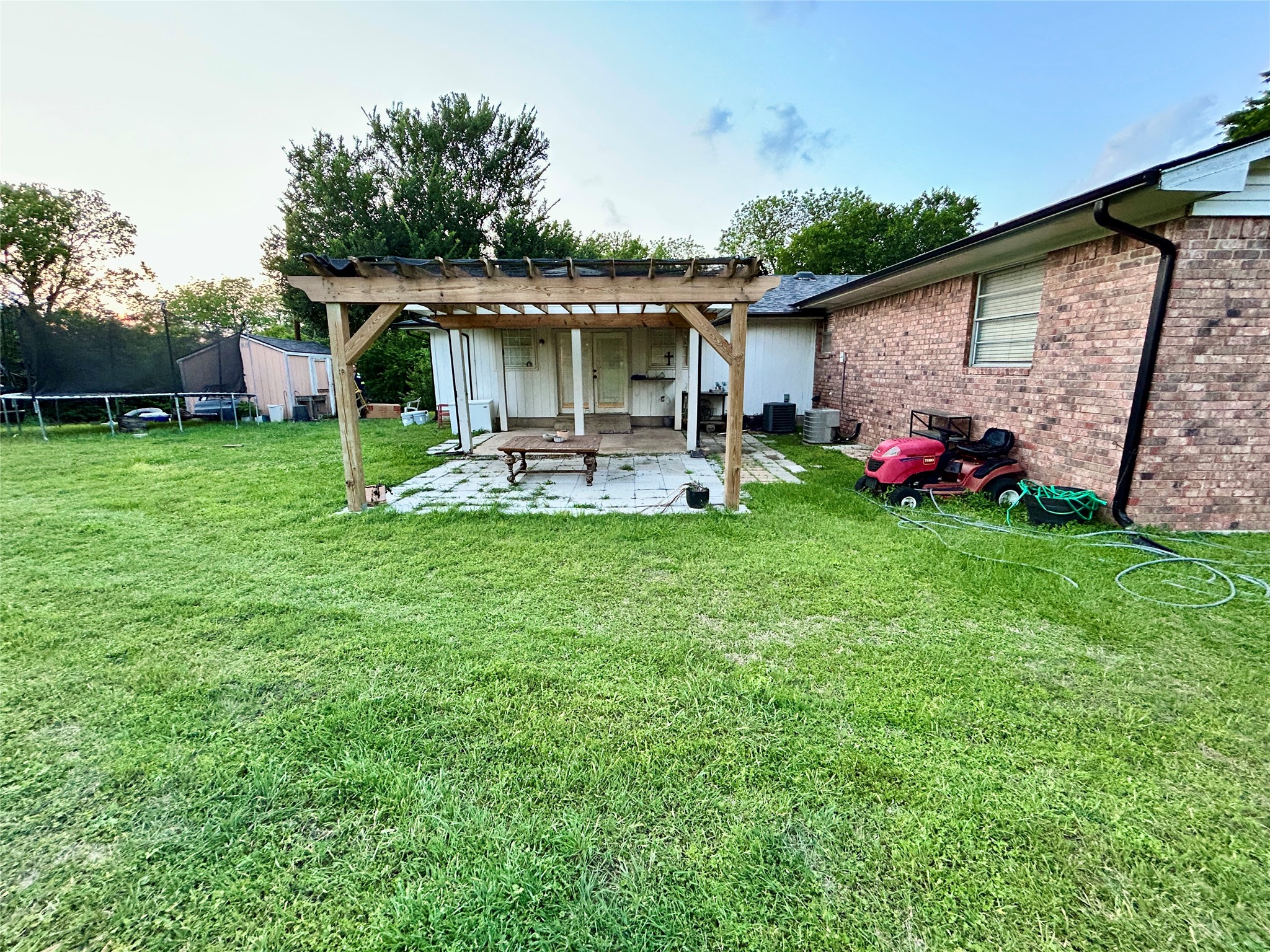 303 N Caesar Street Ennis TX 75119