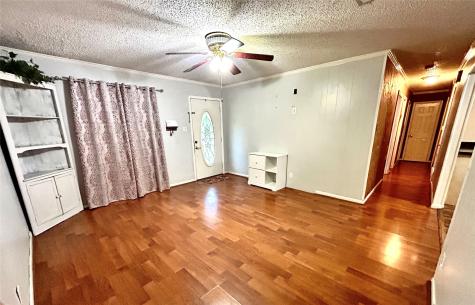 303 N Caesar Street Ennis TX 75119