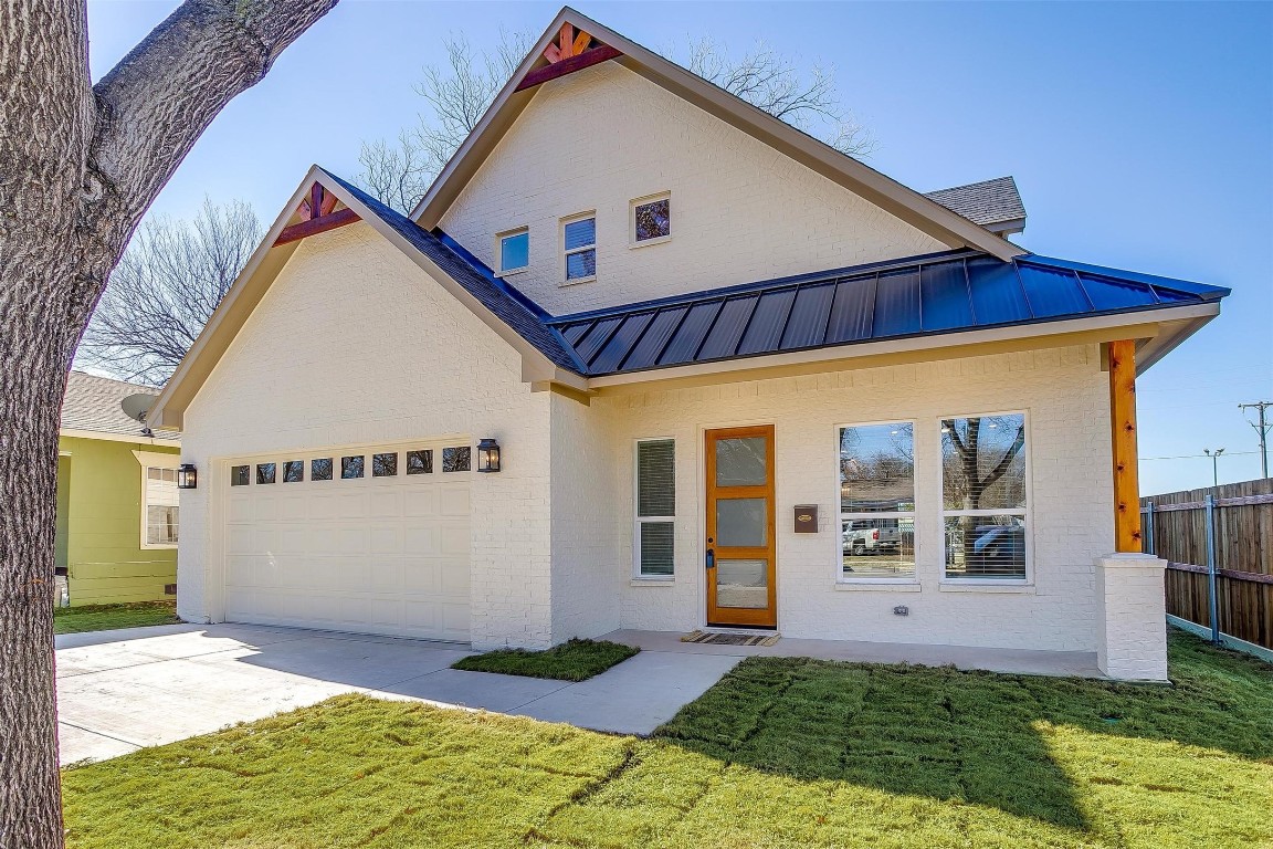 2902 8th Avenue Fort Worth TX 76110