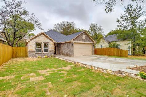 222 W Heard Street Cleburne TX 76033