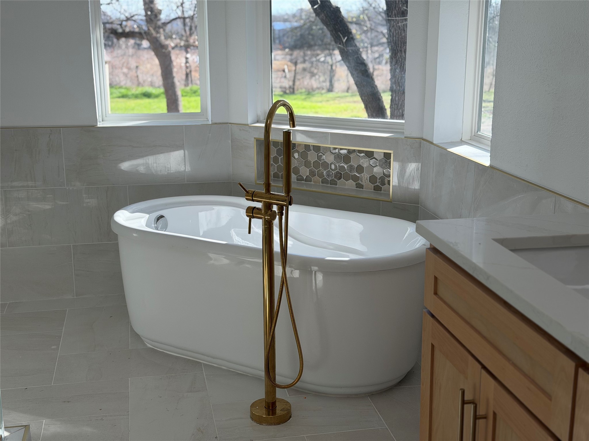 129 Oak Trail Burleson TX 76028