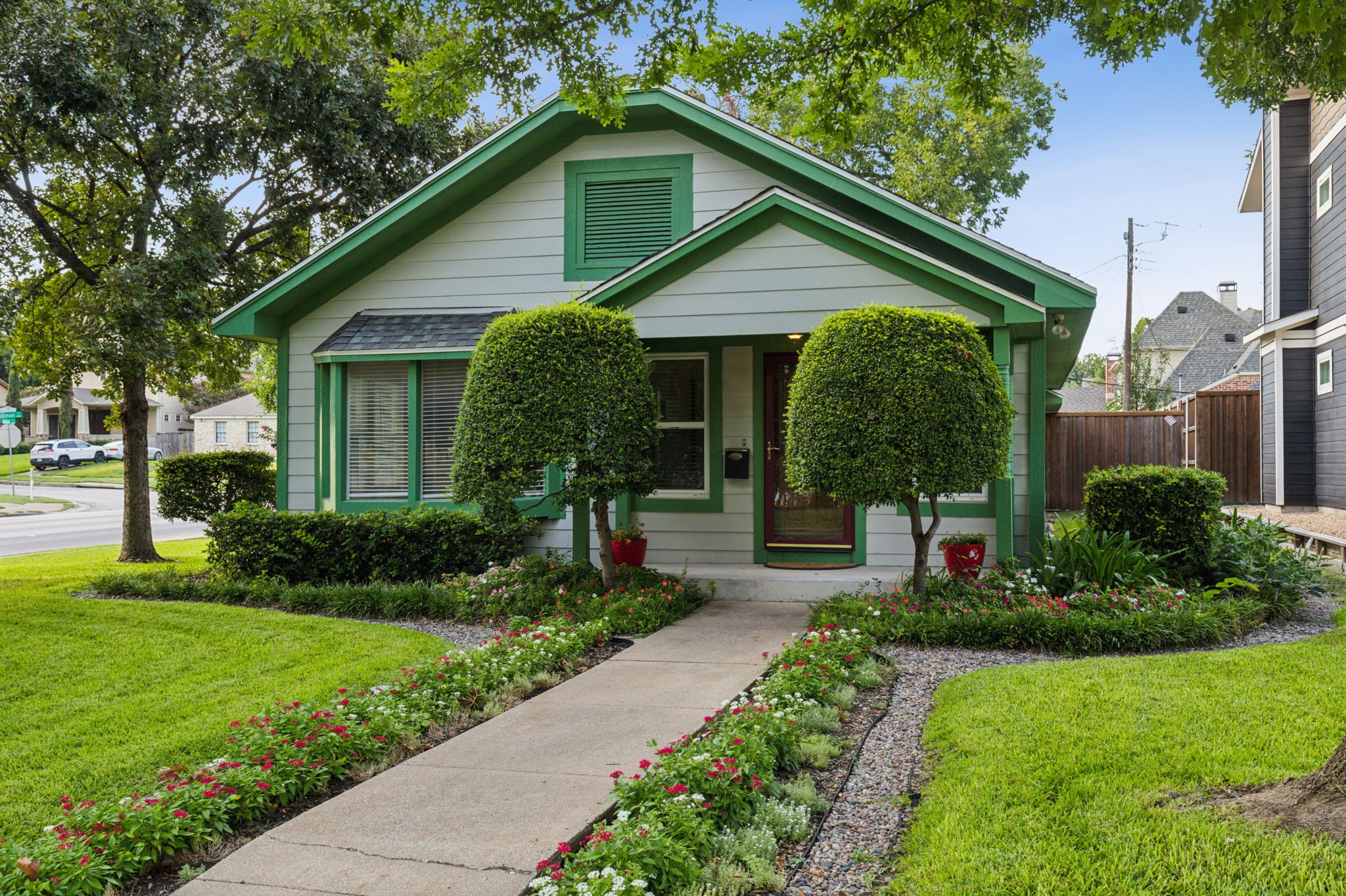 6107 Goliad Avenue Dallas TX 75214