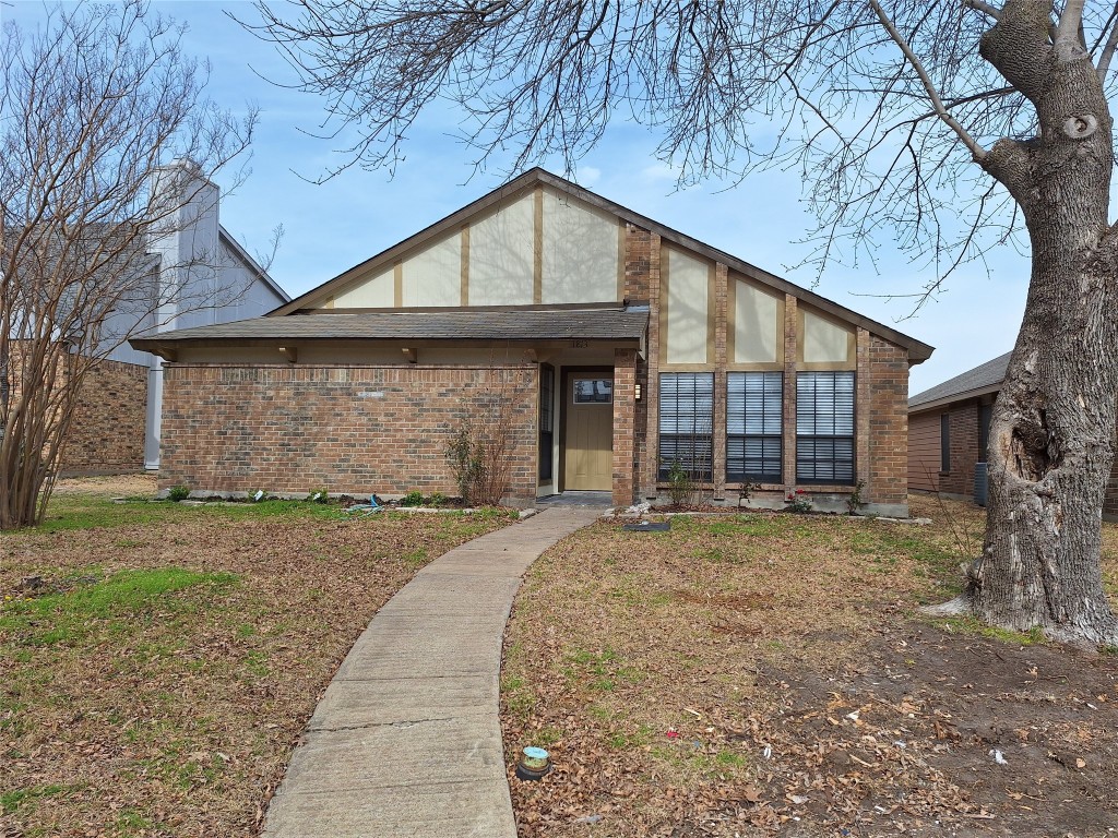 1813 Valley Glen Court Garland TX 75040