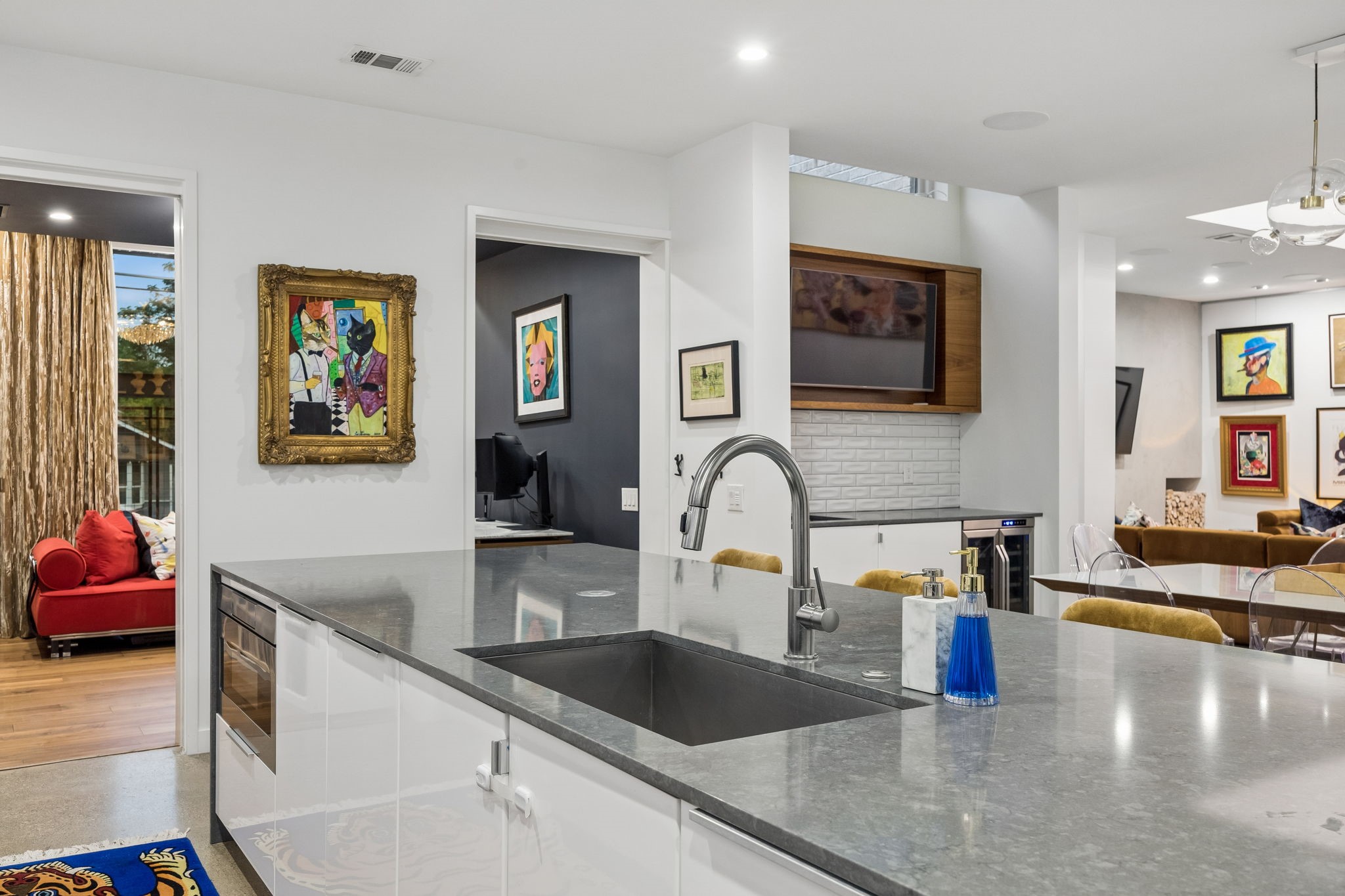 2010 Mcmillan Avenue Dallas TX 75206