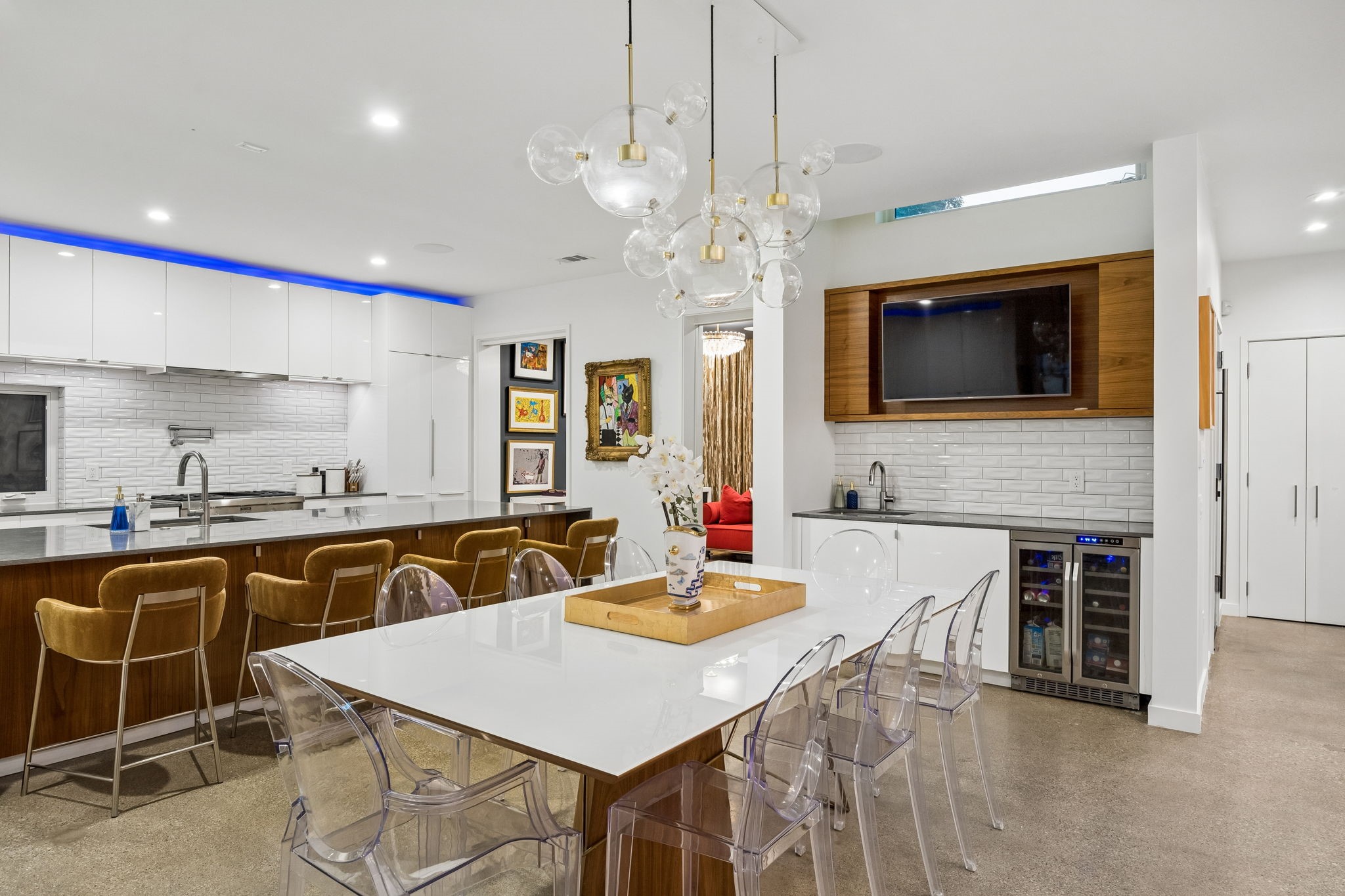 2010 Mcmillan Avenue Dallas TX 75206
