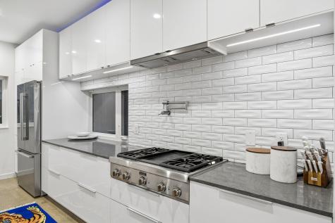 2010 Mcmillan Avenue Dallas TX 75206
