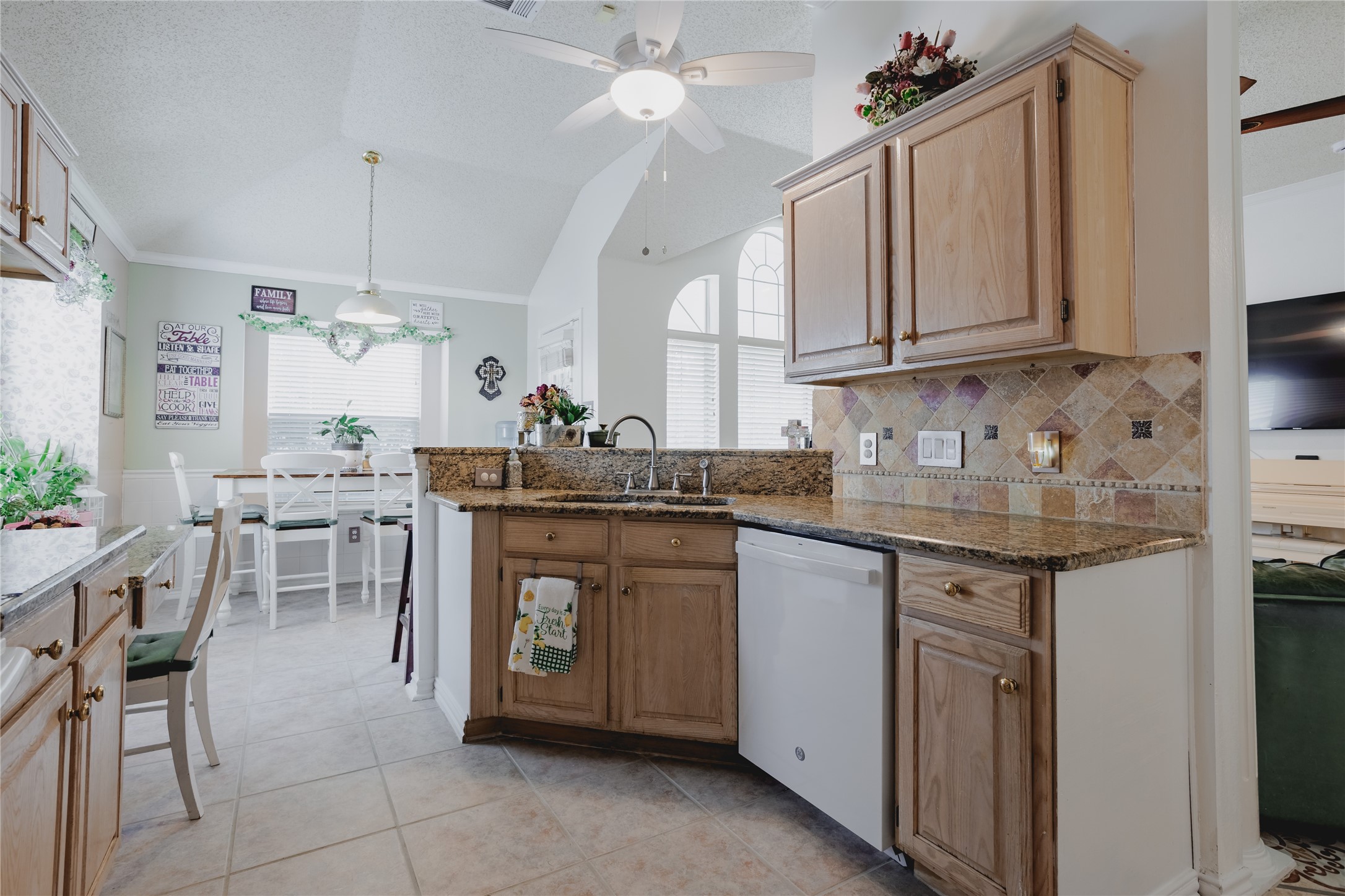 7115 Oaklawn Sachse TX 75048