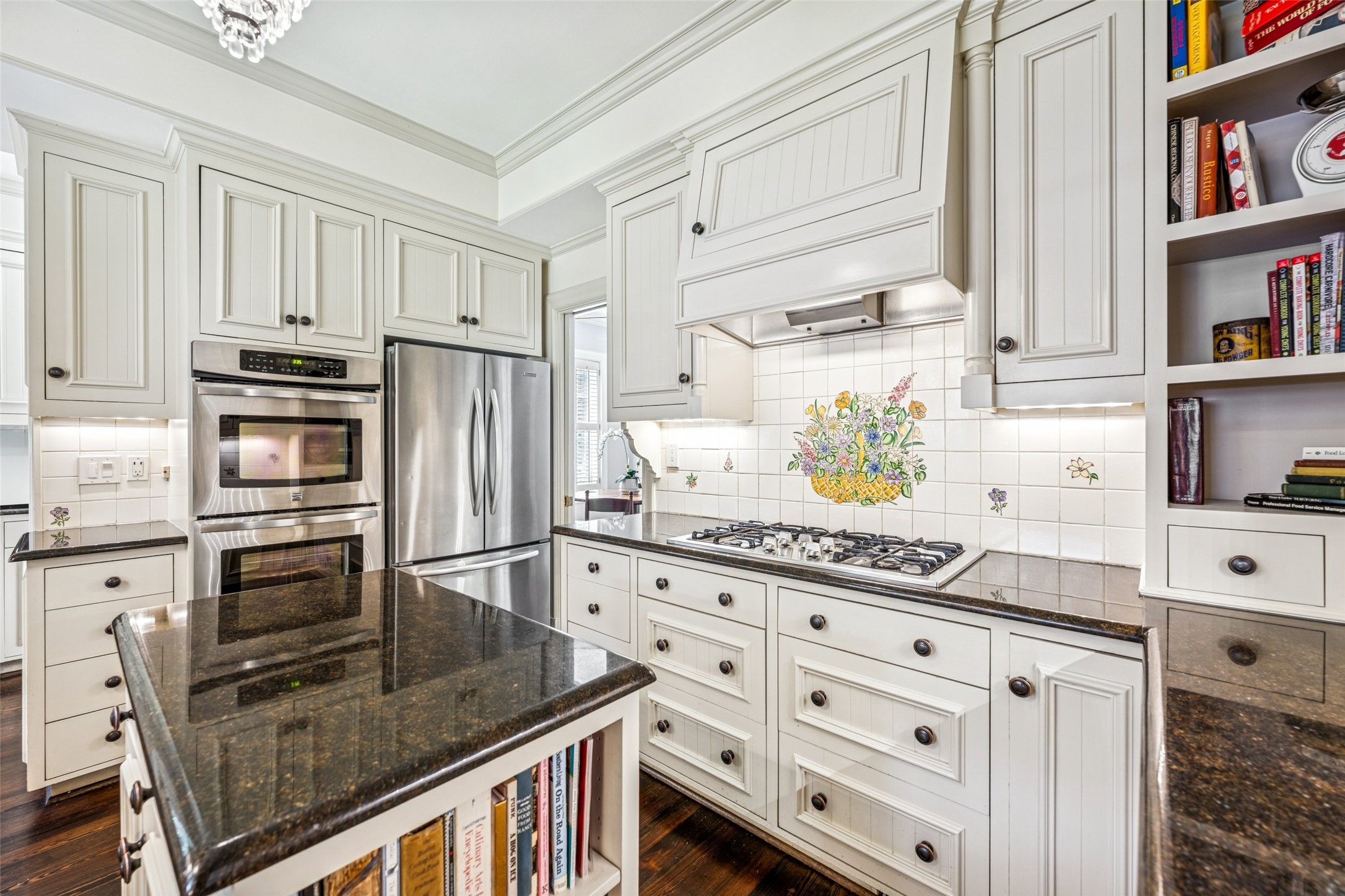6006 Swiss Avenue Dallas TX 75214