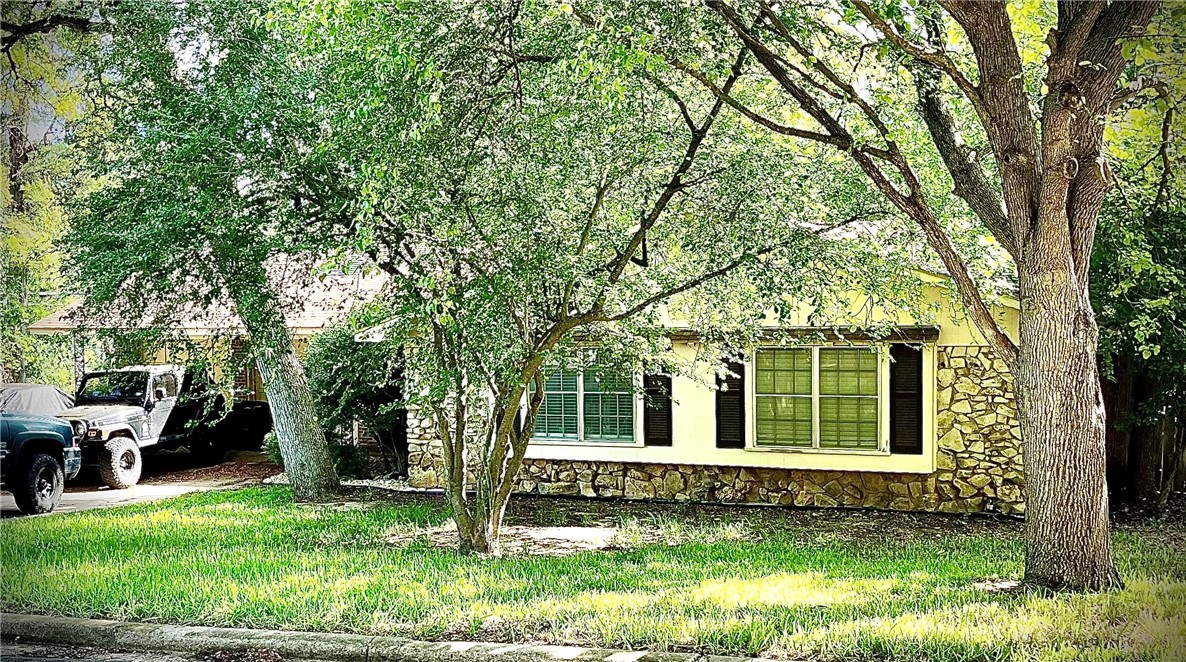 537 Brookwood Drive Woodway TX 76712