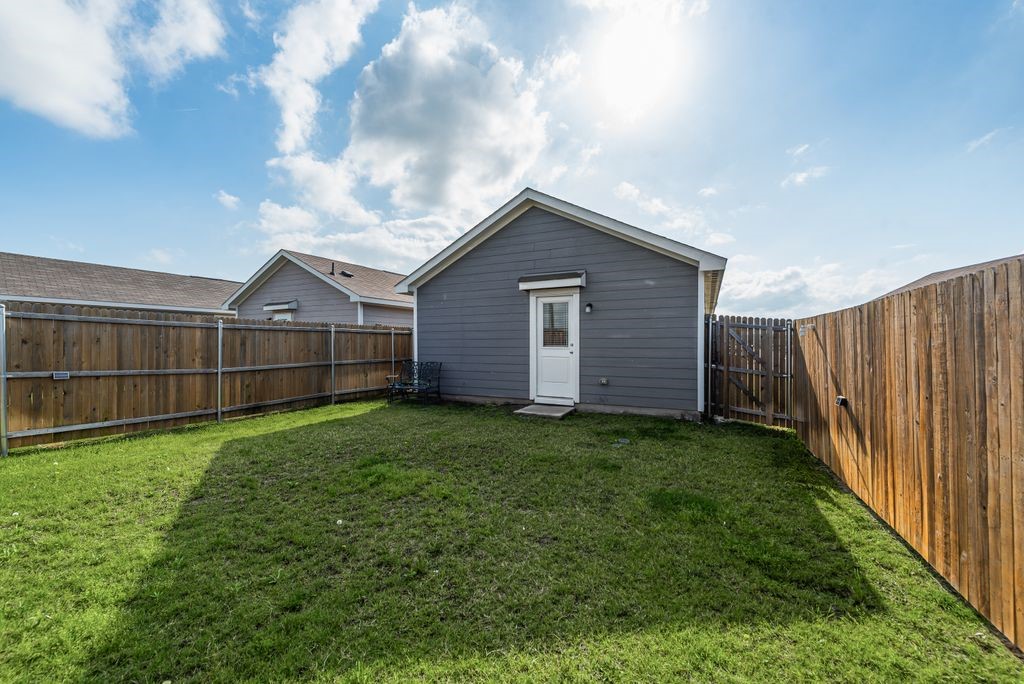 6615 Coulter Drive Princeton TX 75407