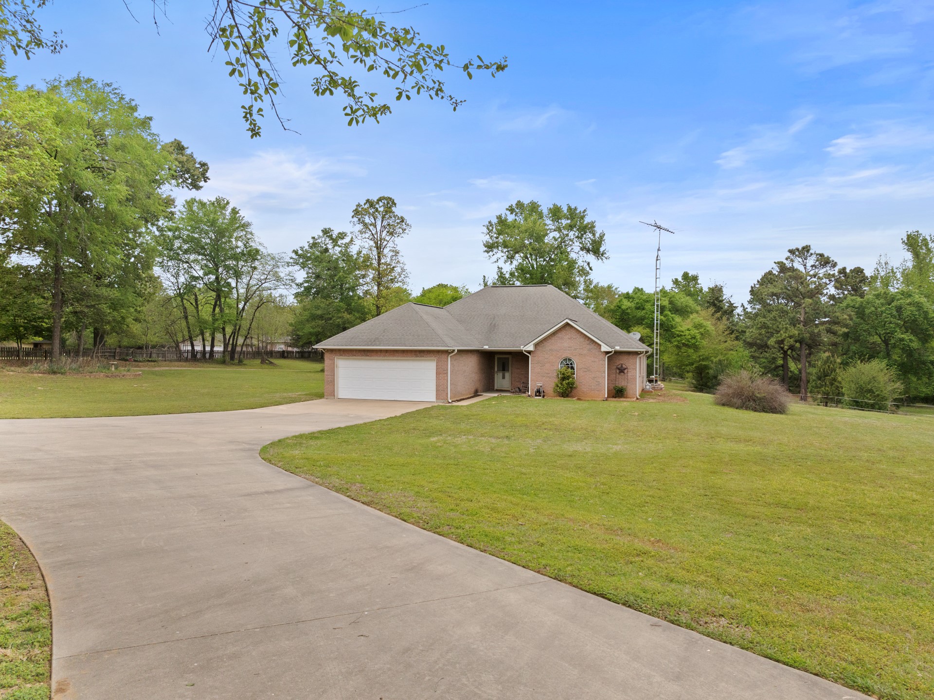 875 County Road 4360 Scroggins TX 75480