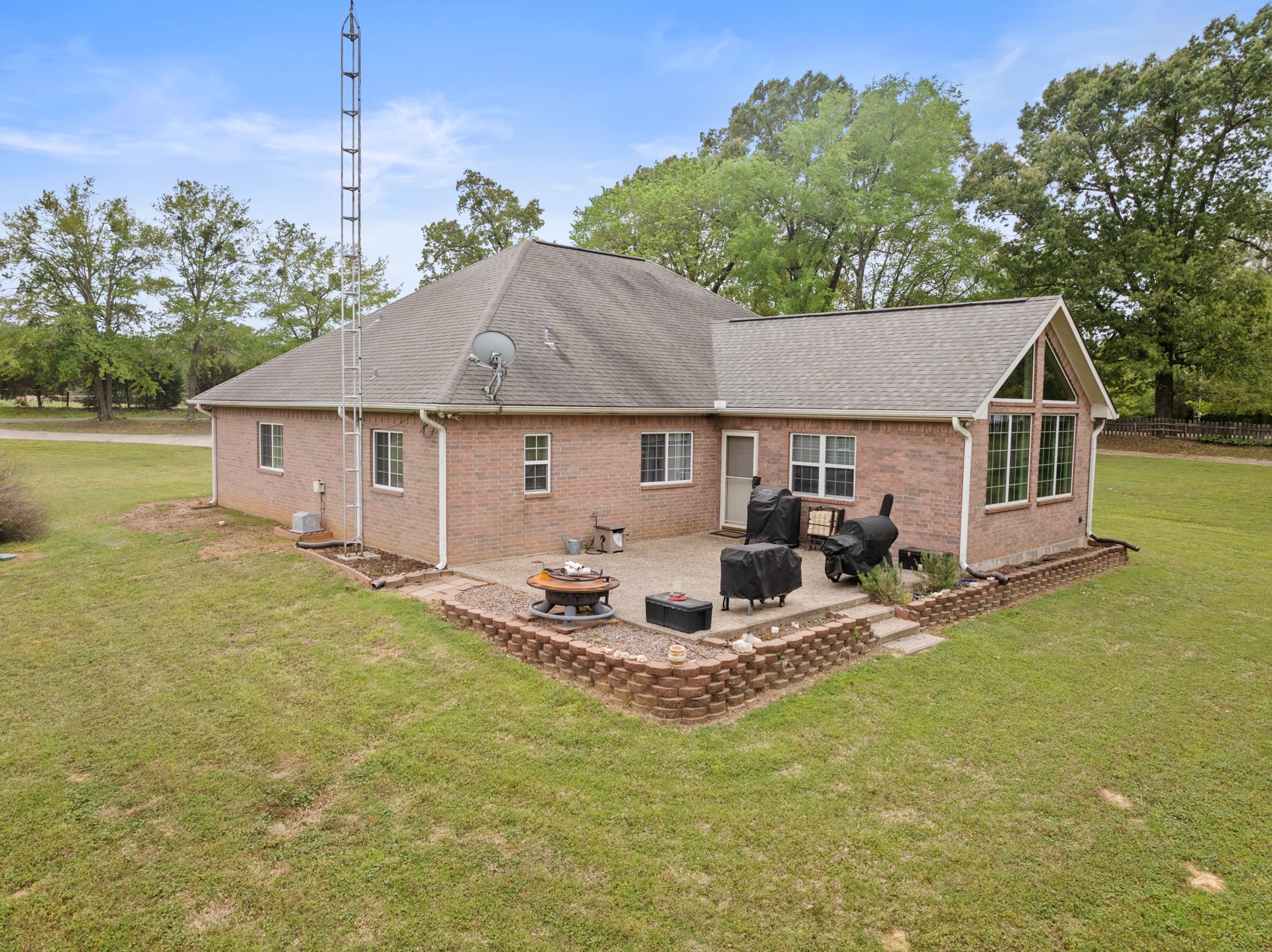 875 County Road 4360 Scroggins TX 75480