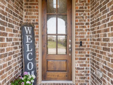 4612 Brookside Drive Denton TX 76226