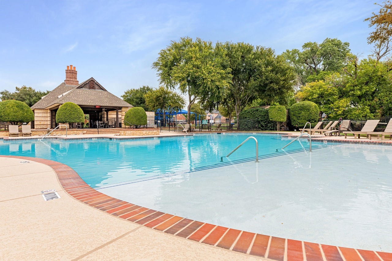 4612 Brookside Drive Denton TX 76226