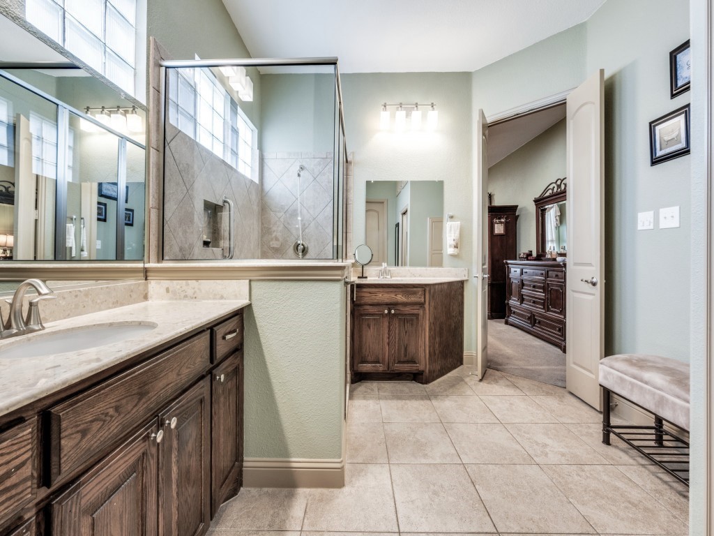 4612 Brookside Drive Denton TX 76226