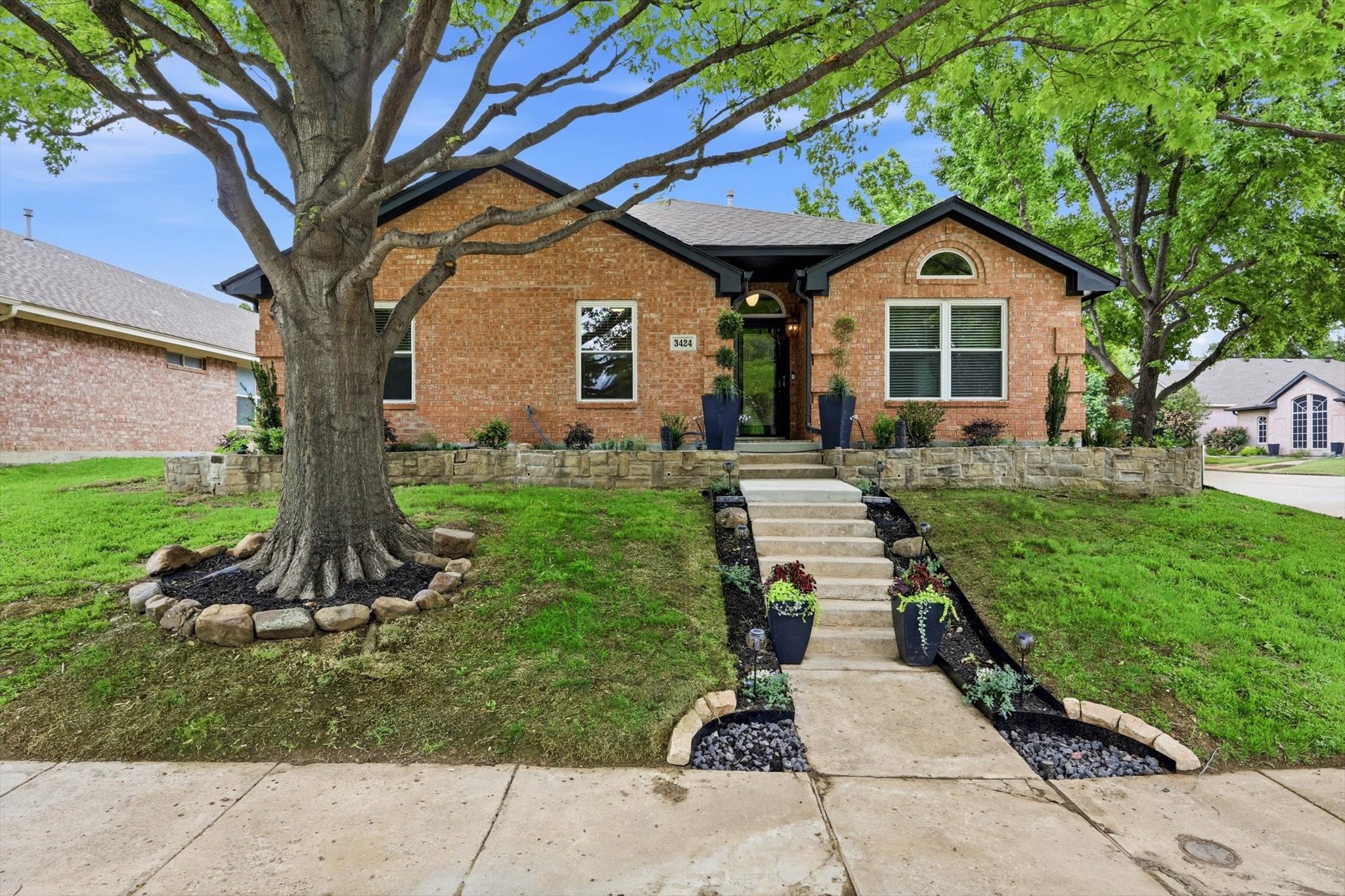 3424 Briargrove Lane Dallas TX 75287