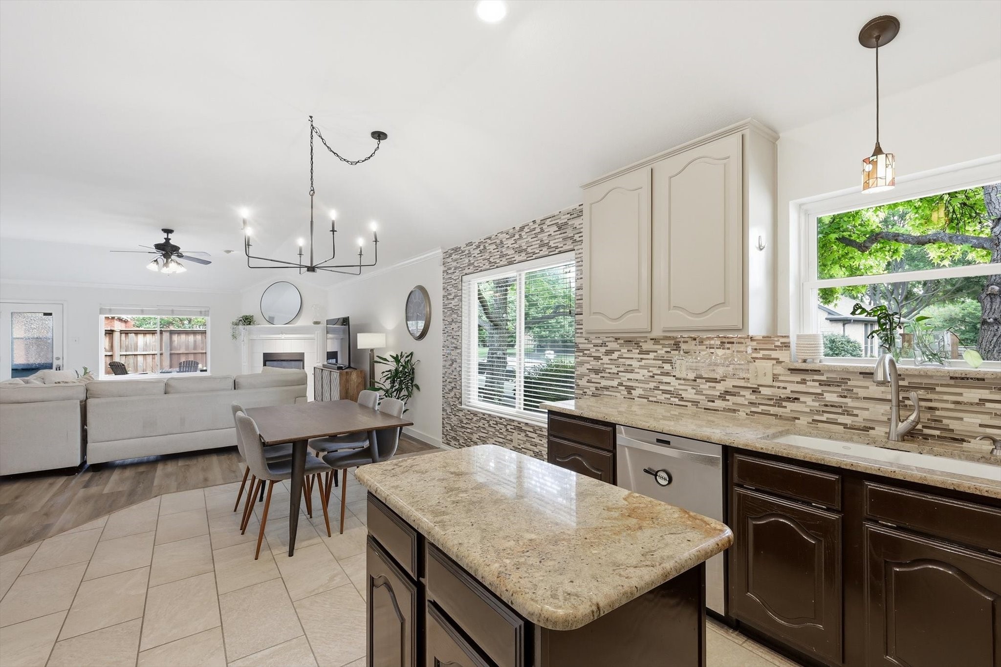 3424 Briargrove Lane Dallas TX 75287