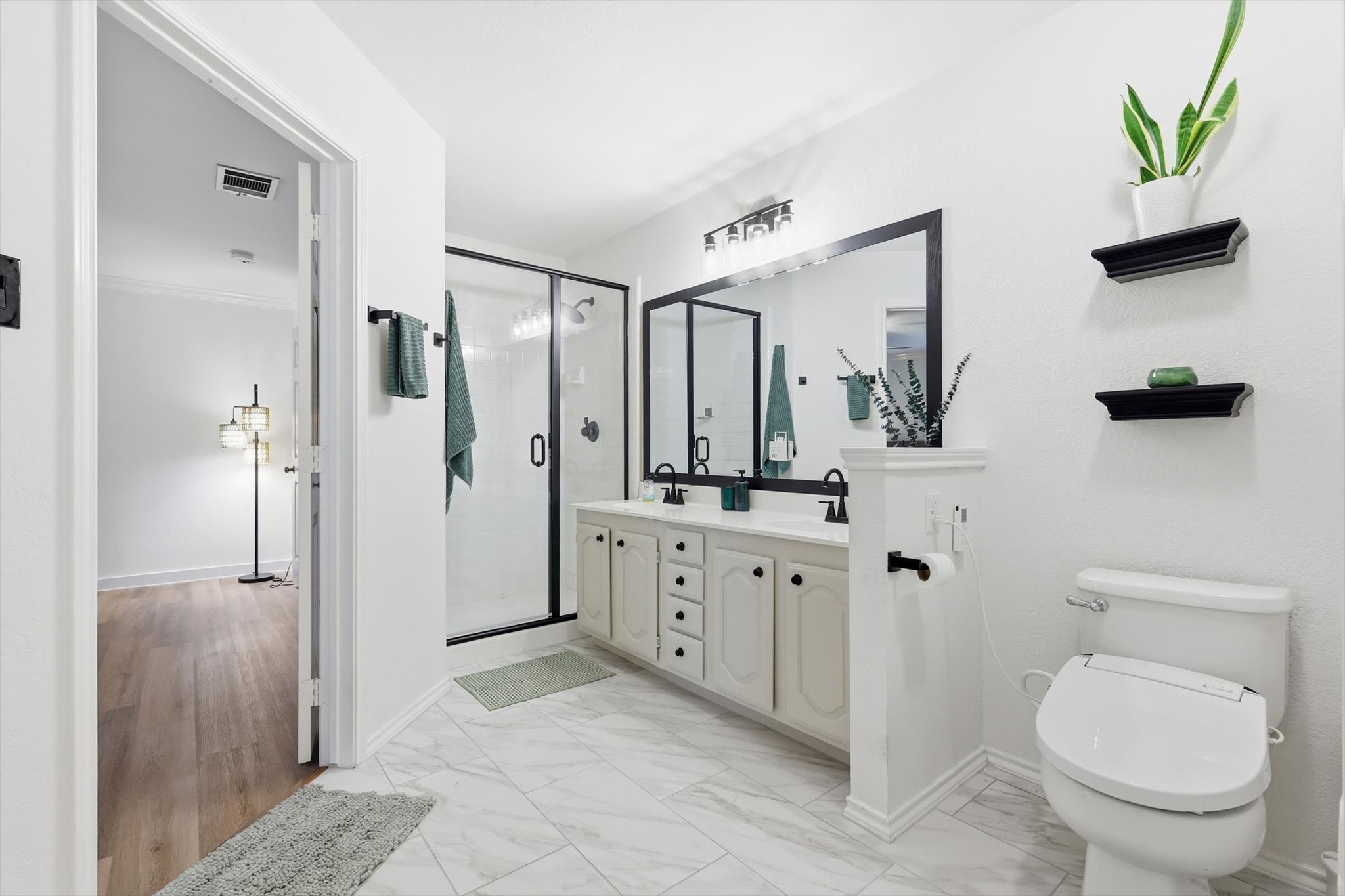3424 Briargrove Lane Dallas TX 75287