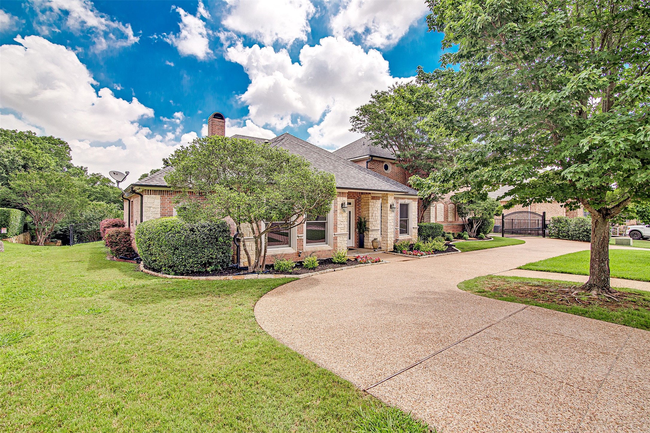 2008 Cains Lane Mansfield TX 76063