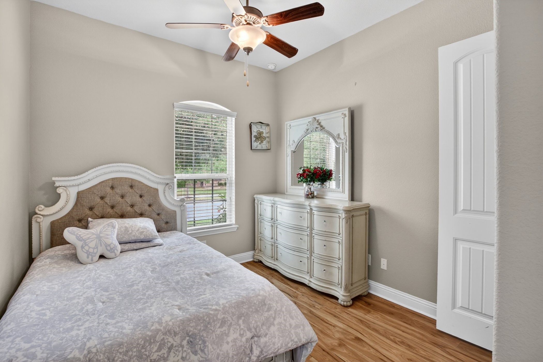510 Garden Avenue Euless TX 76039