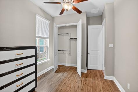 510 Garden Avenue Euless TX 76039