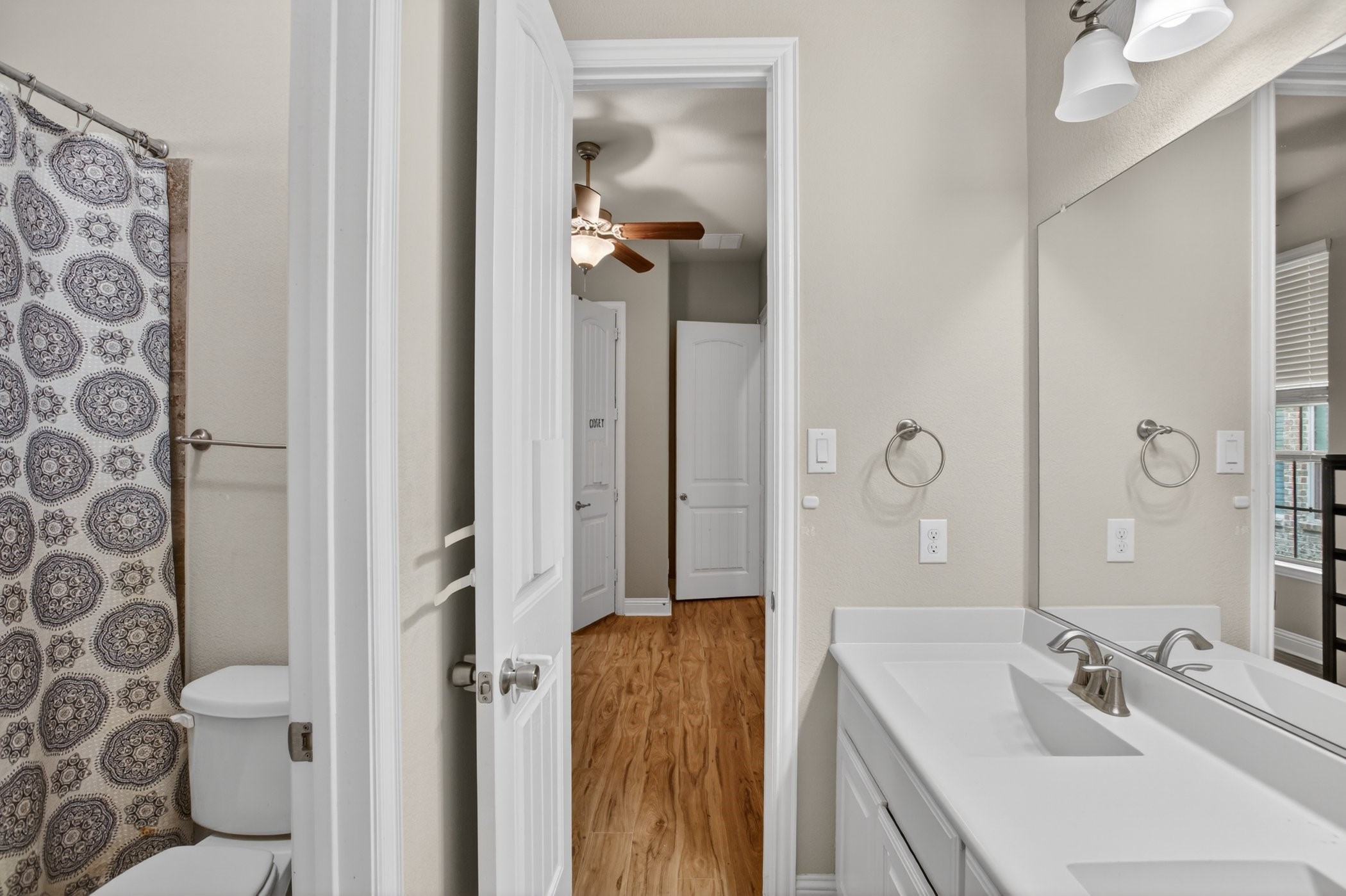 510 Garden Avenue Euless TX 76039