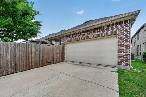 510 Garden Avenue Euless TX 76039