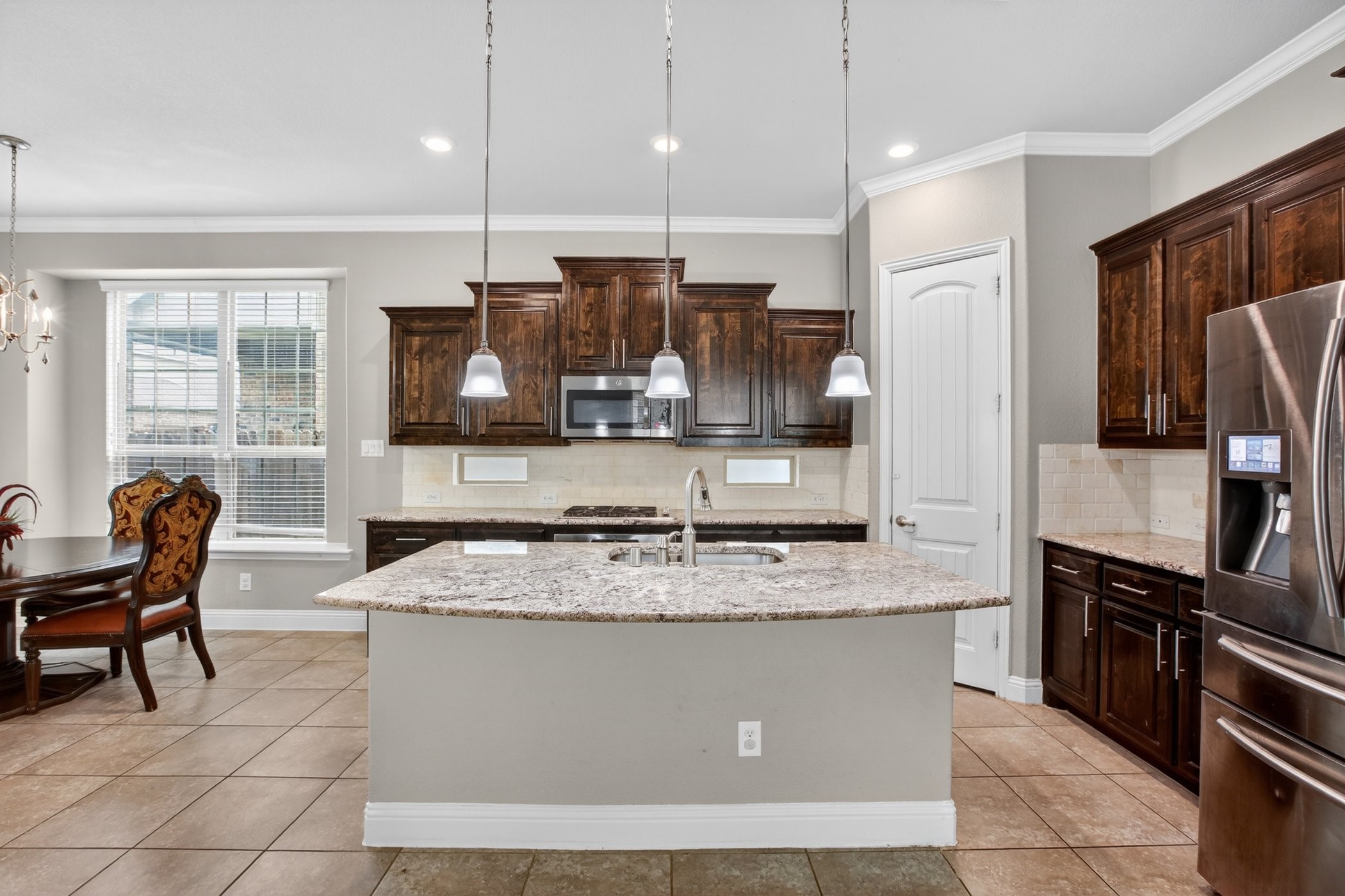 510 Garden Avenue Euless TX 76039