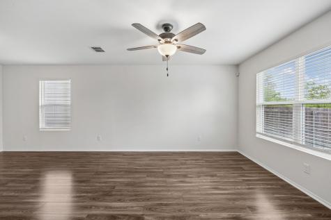 5653 Mcclelland Street Forney TX 75126