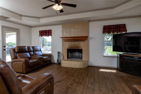 2387 County Road 2021 Glen Rose TX 76043