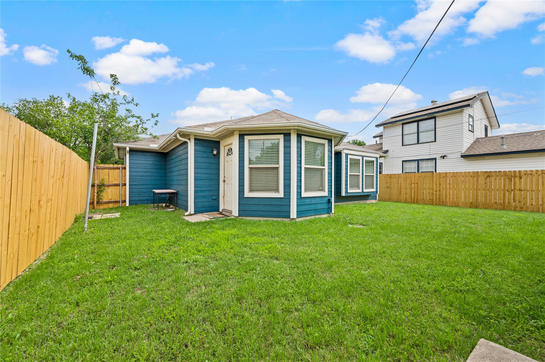 2522 Kingston Street Dallas TX 75211