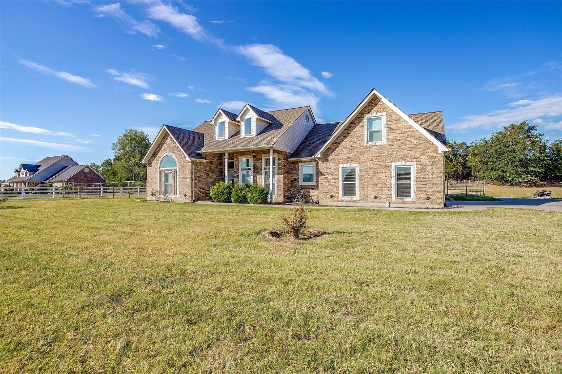 1904 Tanya Court Cleburne TX 76031