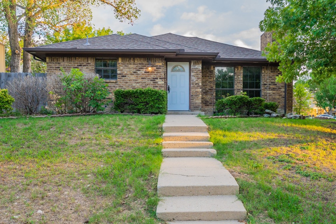 209 W Graham Street Mckinney TX 75069