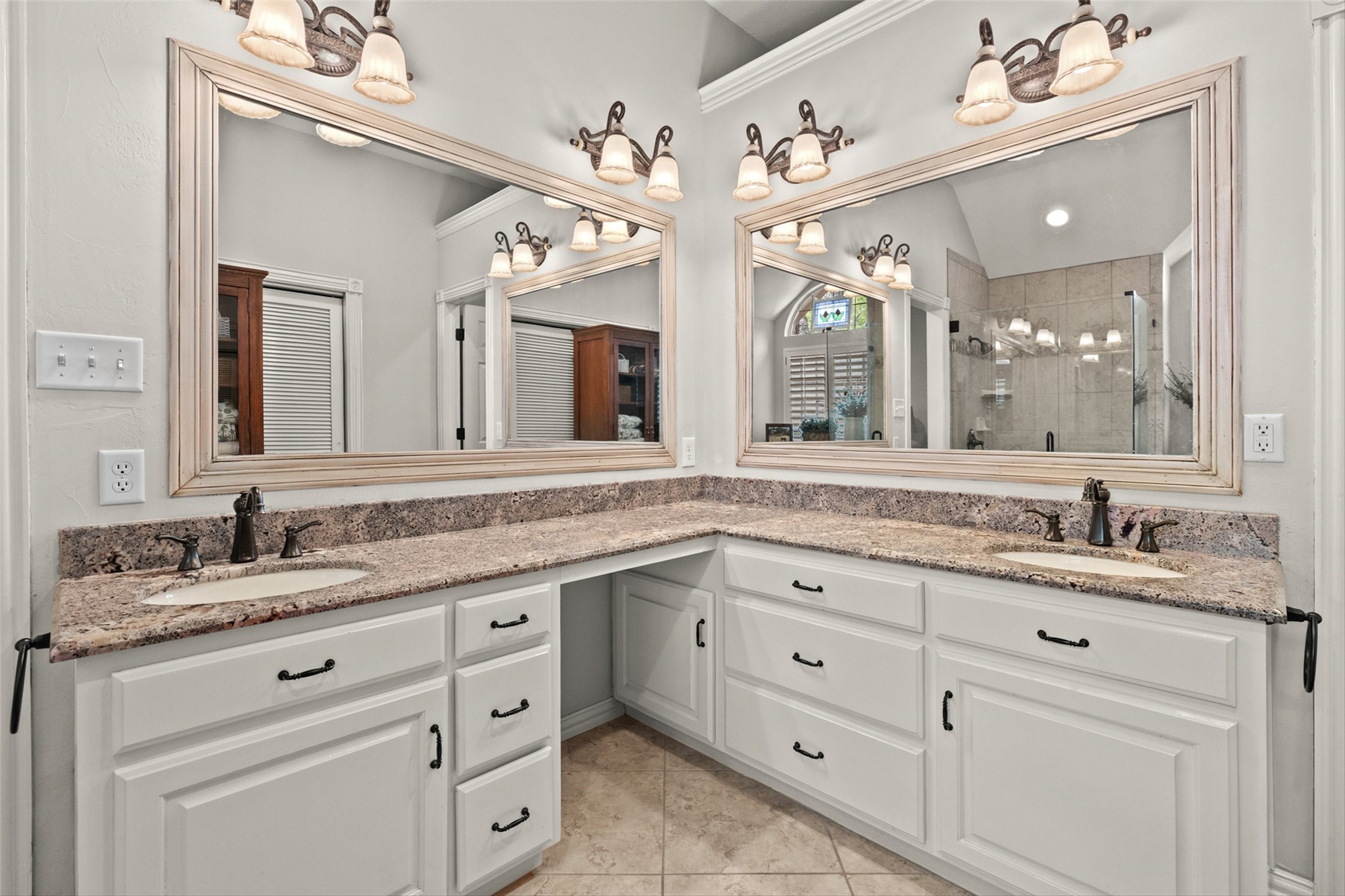 8808 Ravenswood Road Granbury TX 76049